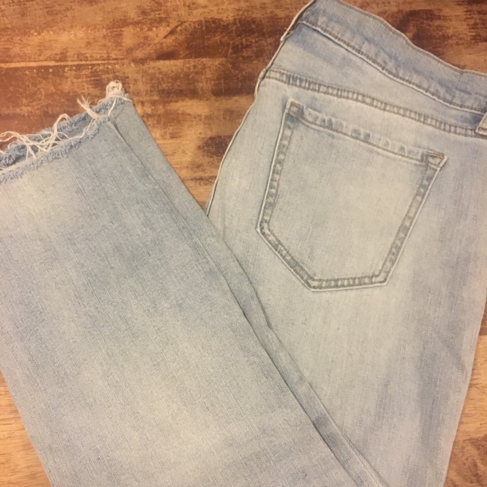 old navy light wash straight leg ripped jeans
